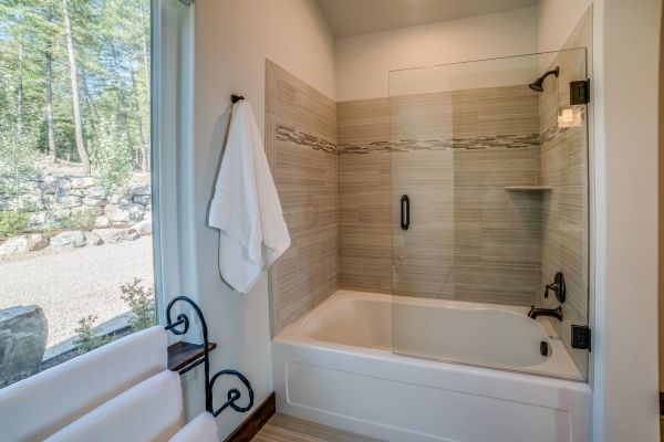 Cost of Tub Conversion Service in Longmont